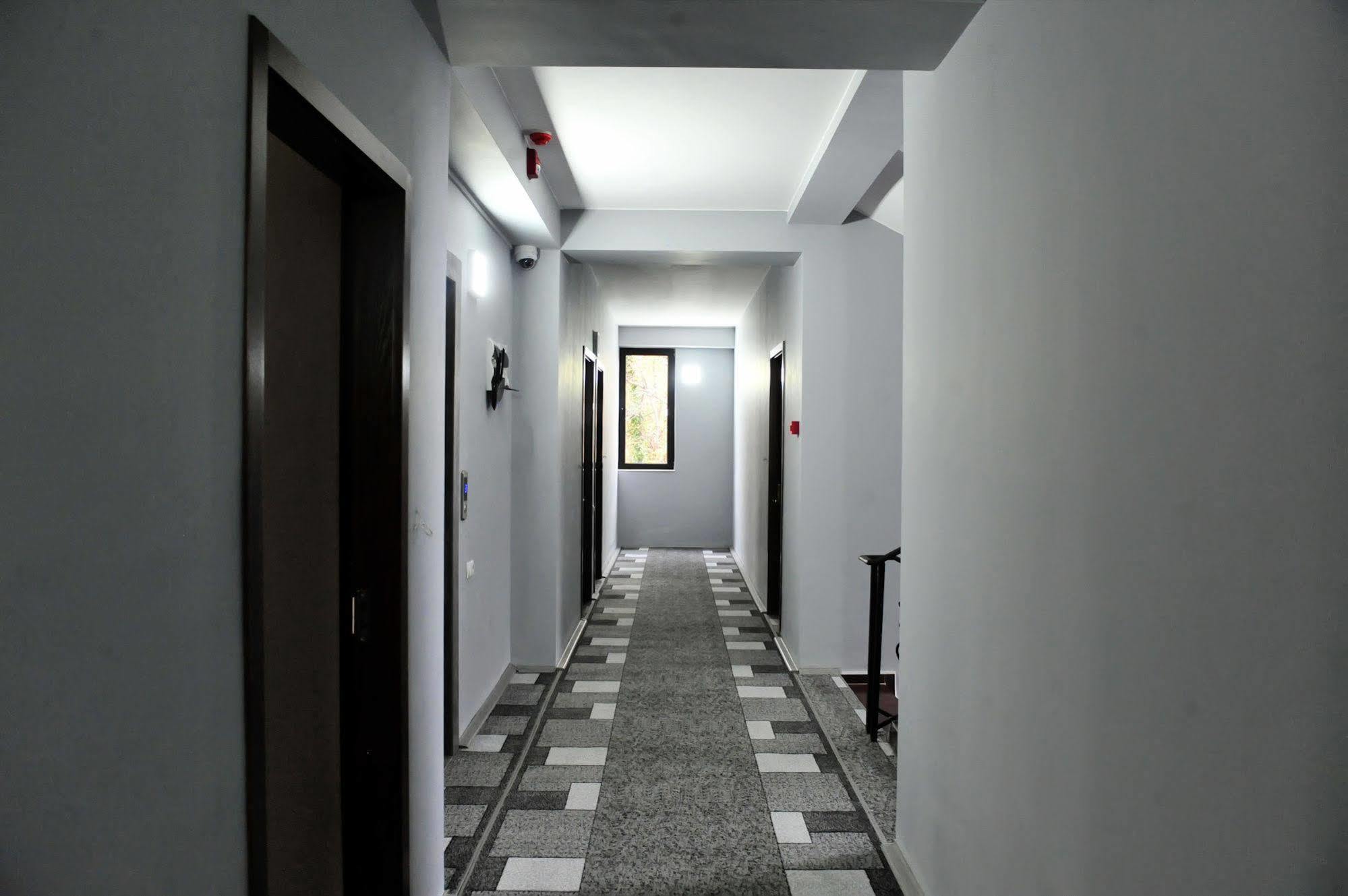 Hotel Rogalux Blue Tbilisi Exterior foto